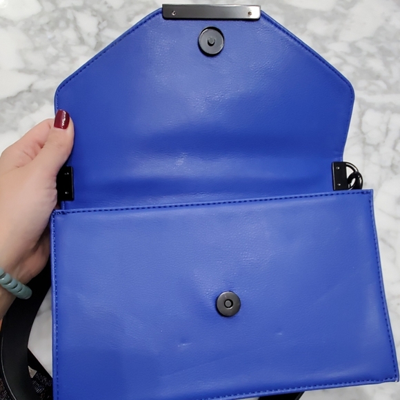 BRAND NEW INC blue black trendy purse - Picture 3 of 6